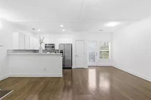 1076 N Village Dr, Decatur, GA 30032 - Photo 12