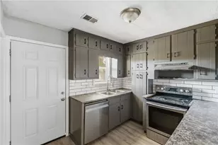 1156 Pinedale Cir NW, Conyers, GA 30012 - Photo 16