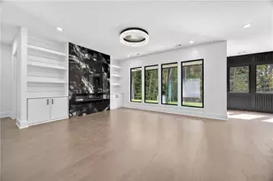 127 Deer Cyn Dr, Auburn, GA 30011 - Photo 6