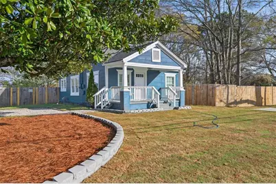 240 E 5th Ave, Winder, GA 30680 - Photo 6