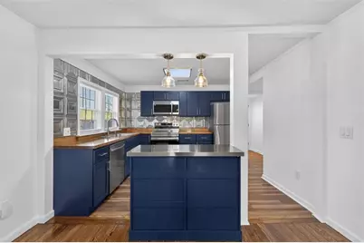 240 E 5th Ave, Winder, GA 30680 - Photo 14