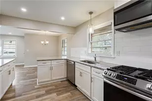 1077 Curtis Dr, Forest Park, GA 30297 - Photo 8