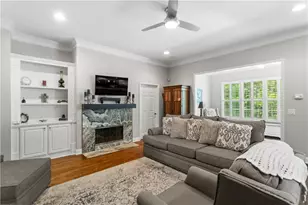 324 Shade Tree Circle., Woodstock, GA 30188 - Photo 8