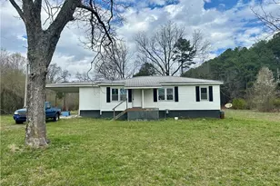 456 Cummings Rd, Trion, GA 30753 - Photo 1