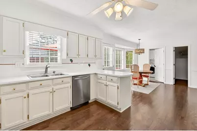 6146 Courtside Drive, Peachtree Corners, GA 30092 - Photo 16