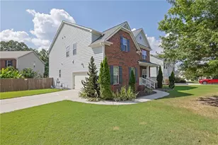 1710 Eastbrooke Pl, Suwanee, GA 30024 - Photo 2