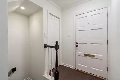 20 Ivy Parkway NE, Atlanta, GA 30342 - Photo 18