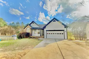 557 Vickers Ln, Locust Grove, GA 30248 - Photo 1