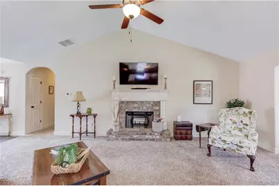 123 Briar Rose Boulevard, Jefferson, GA 30549 - Photo 8