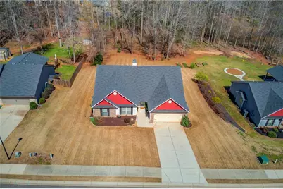 123 Briar Rose Boulevard, Jefferson, GA 30549 - Photo 2