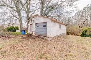 1065 Cartersville St, Ball Ground, GA 30107 - Photo 18