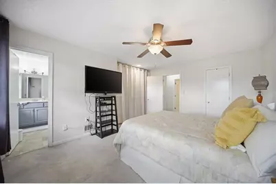 7750 Roswell Road #9B, Sandy Springs, GA 30350 - Photo 14