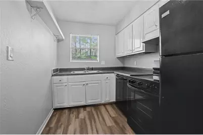 6170 Woodland Road, Peachtree Corners, GA 30092 - Photo 10