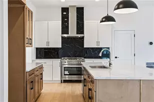 1195 Warfield St NW, Atlanta, GA 30318 - Photo 4