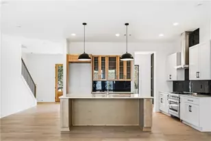 1195 Warfield St NW, Atlanta, GA 30318 - Photo 6