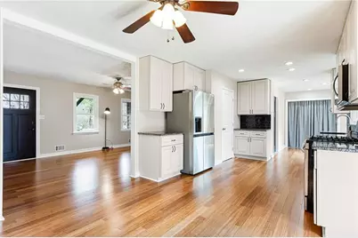 1590 Bellchase Drive SW, Marietta, GA 30064 - Photo 10