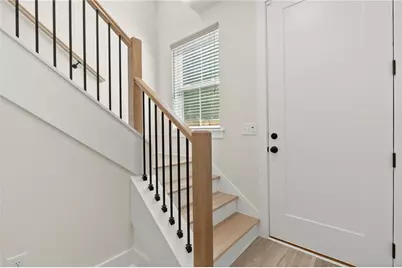 1135 Knight Walk NW, Atlanta, GA 30318 - Photo 4