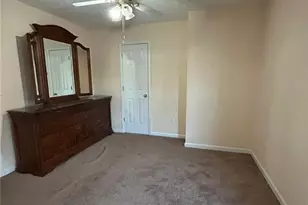 5335 Lakebrooke Run, Stone Mountain, GA 30087 - Photo 16