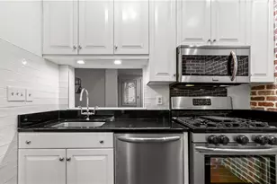 2840 Peachtree Rd NW, Atlanta, GA 30305 - Photo 18