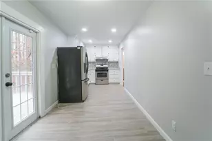 3170 Ashly Brooke Dr, Snellville, GA 30078 - Photo 10