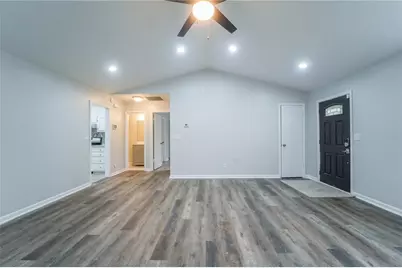 3170 Ashly Brooke Drive, Snellville, GA 30078 - Photo 8