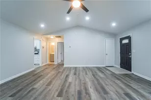 3170 Ashly Brooke Dr, Snellville, GA 30078 - Photo 8