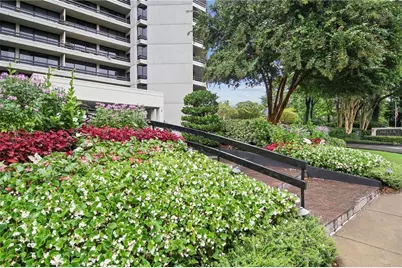 2660 Peachtree Road NW #4G, Atlanta, GA 30305 - Photo 18