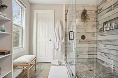 1384 Lanvale Drive SW, Atlanta, GA 30310 - Photo 12