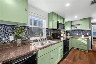 336 Gordon St, Jefferson, GA 30549 - Photo 4