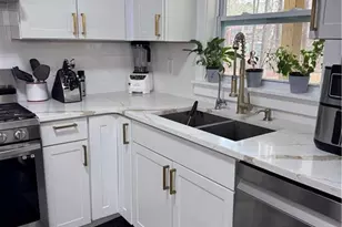 547 Windsor Dr, Forest Park, GA 30297 - Photo 6