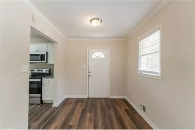 933 Capitol View Avenue NW, Atlanta, GA 30318 - Photo 8