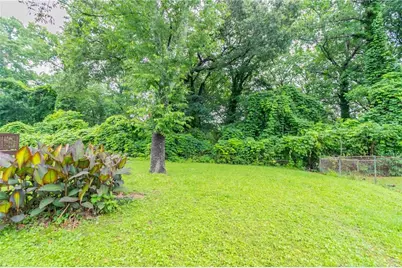 933 Capitol View Avenue NW, Atlanta, GA 30318 - Photo 22
