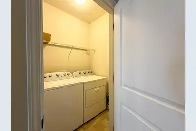 1650 Sabastian Point NE, Atlanta, GA 30329 - Photo 16