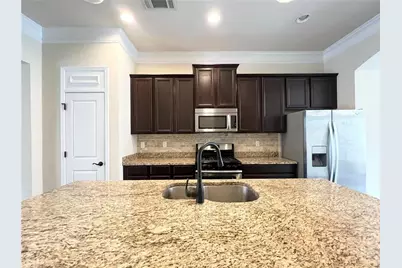 1650 Sabastian Point NE, Atlanta, GA 30329 - Photo 8