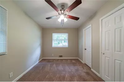 3904 W Hilda Circle, Decatur, GA 30035 - Photo 8