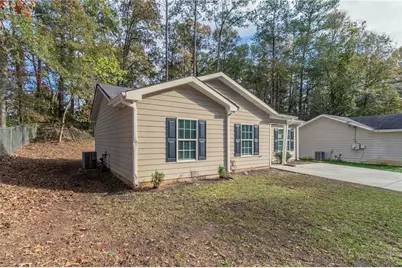 7133 Pineview Drive SW, Covington, GA 30014 - Photo 2