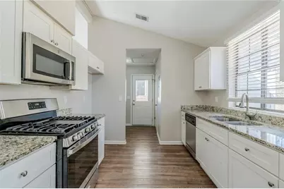 2419 Leslie Brook Drive, Decatur, GA 30035 - Photo 8