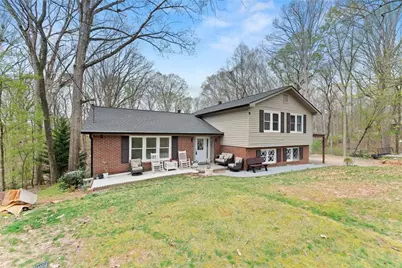 4548 Holiday Heights Drive, Oakwood, GA 30566 - Photo 12