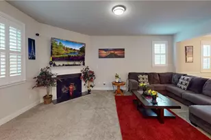 7445 Easton Valley Ln, Cumming, GA 30028 - Photo 8