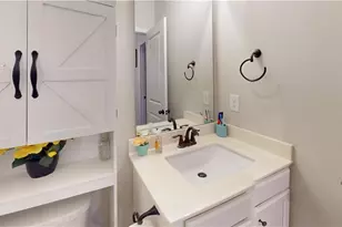 7445 Easton Valley Ln, Cumming, GA 30028 - Photo 14