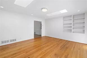 274 Land O Lakes Ct NE, Atlanta, GA 30342 - Photo 16