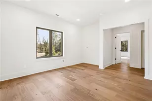 2047 Drew Valley Rd NE, Atlanta, GA 30319 - Photo 42