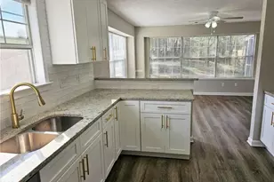 8425 Falling Rocks Way, Lithonia, GA 30058 - Photo 8