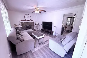 4135 Tanglewood Rd, Snellville, GA 30039 - Photo 4