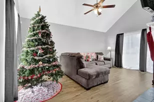 1941 Rocky Mill Ln, Lawrenceville, GA 30044 - Photo 10