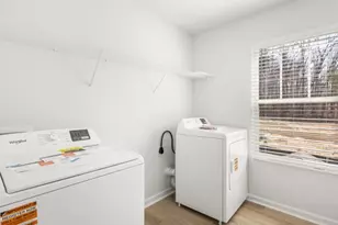 6021 Airedale Dr, Union City, GA 30291 - Photo 32