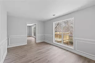 1150 River Overlook Ct, Lawrenceville, GA 30043 - Photo 12