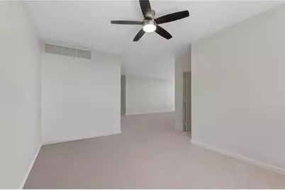 2575 Peachtree Road NE #22A, Atlanta, GA 30305 - Photo 12