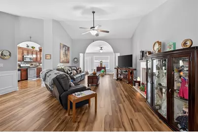 1411 Silvergate Way, Winder, GA 30680 - Photo 6