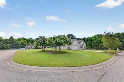 1411 Silvergate Way, Winder, GA 30680 - Photo 6